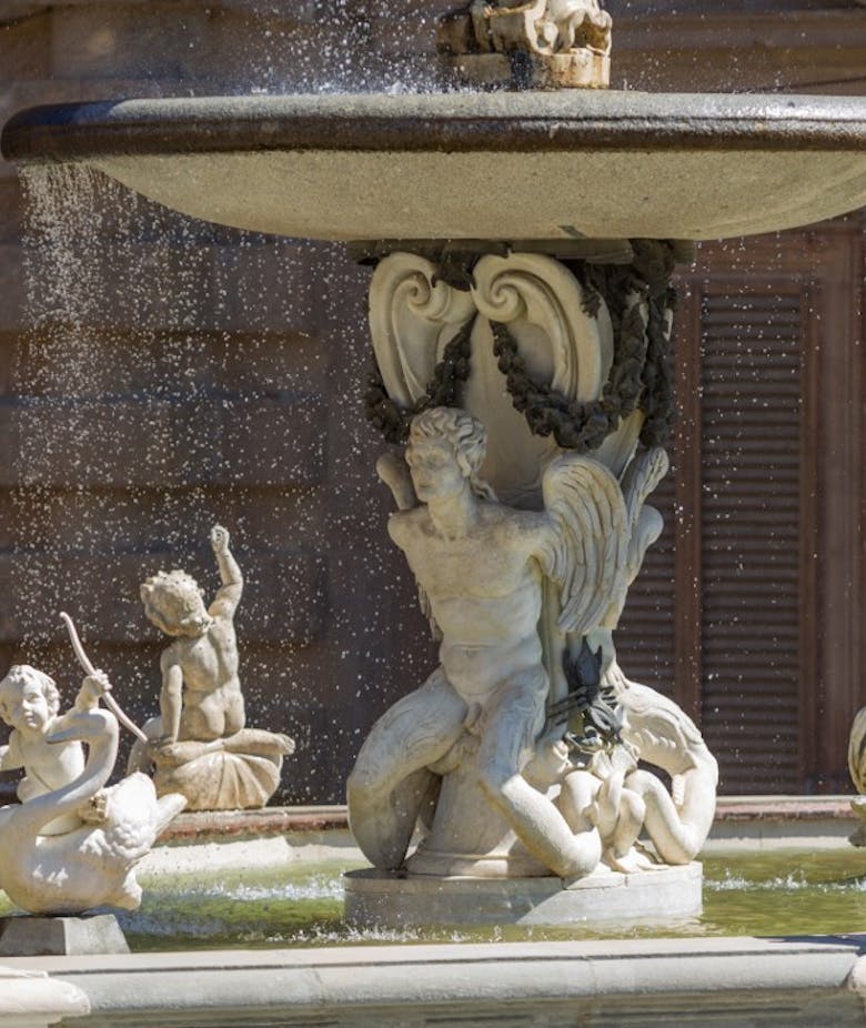 Artichoke Fountain