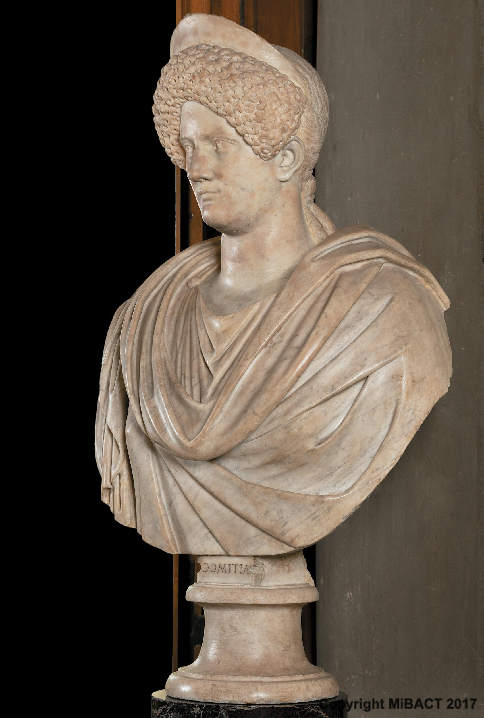 Ritratto di Domizia Longina, arte romana Opere Le Gallerie degli Uffizi