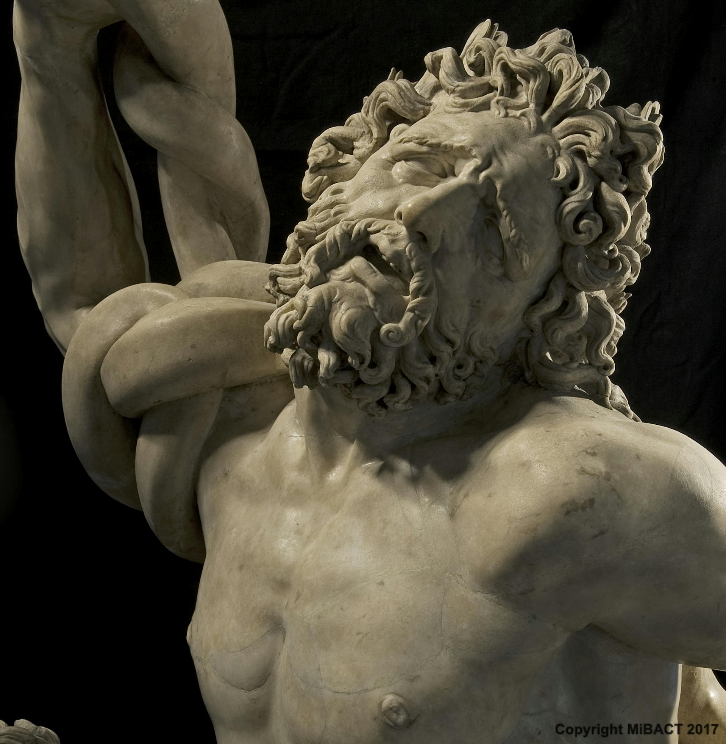 Virgil Statue for Sale - The Ancient Home - Marble Sculpture
