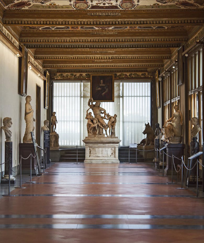 Discounted tickets for the Uffizi in high season