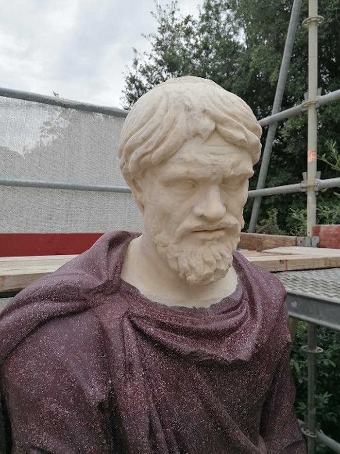 The restoration of the Dacian statues